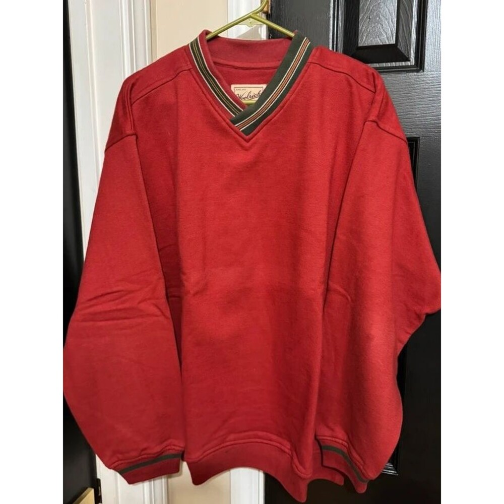 Vintage Woolrich Red V-Neck Sweatshirt Pullover Men's XL 100% Cotton